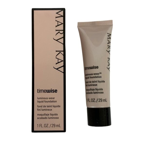 Mary Kay Timewise Luminous-Wear Liquid Foundation Ivory 2 Normal to Dry Skin - Picture 1 of 6